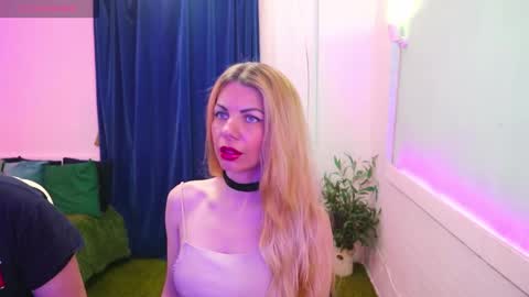 Alisa Aleks online show from 11/09/25, 05:00