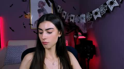 Alisa online show from 10/28/25, 10:19