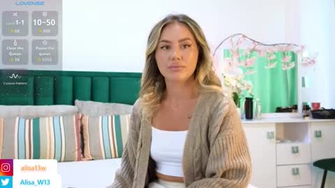 Alisa online show from 10/04/25, 09:40