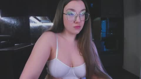 Alisa online show from 04/11/26, 09:35