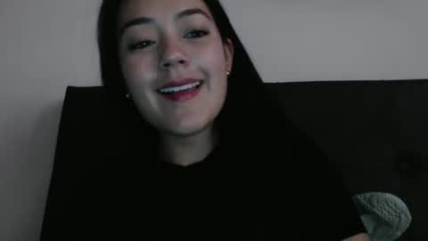 alisha_9997 online show from 09/23/25, 10:24