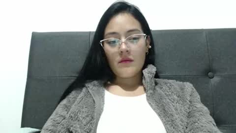 alisha_9997 online show from 05/25/26, 04:51