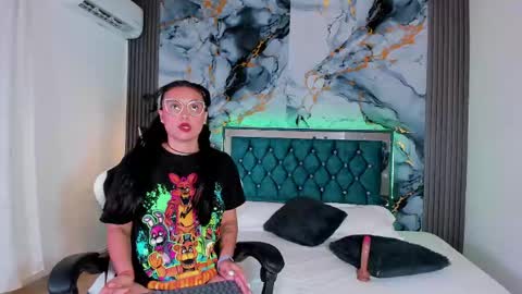   online show from 04/14/26, 07:20