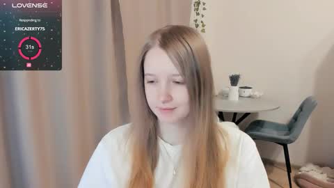 Alya online show from 10/22/25, 01:33