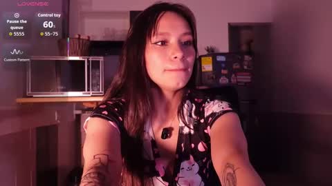 alisha_olsen_ online show from 02/04/26, 03:12