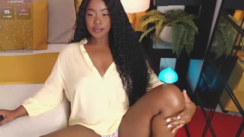 Luna online show from 09/29/25, 08:35