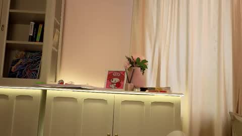 Alisia online show from 02/27/26, 08:14