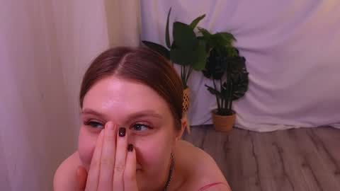 Alisia online show from 12/20/24, 02:05