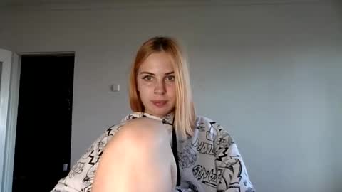 Alisa online show from 09/13/25, 01:55