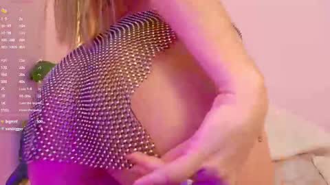 Alison online show from 12/01/25, 08:03