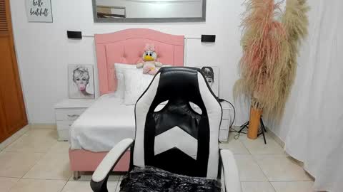 Alison online show from 01/21/25, 03:37