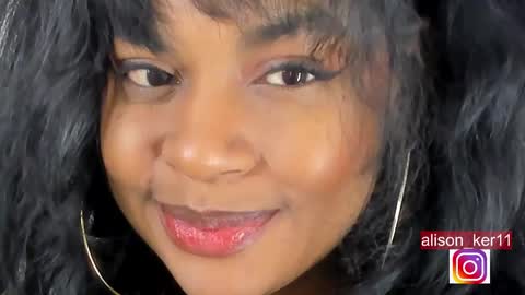 Snapshot of alison_ker chatting on 02/14/25, 10:17 Sofias house online show from 02/14/25, 10:17