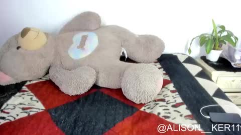 Snapshot of alison_ker chatting on 09/12/25, 06:46 Sofias house online show from 09/12/25, 06:46