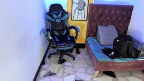 ALISON MOON online show from 11/28/25, 11:46