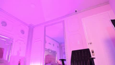 Alison Fishert online show from 02/20/25, 06:13