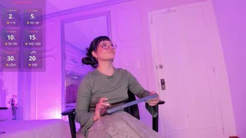 Alison Fishert online show from 11/26/25, 12:06