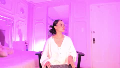 Alison Fishert online show from 01/16/26, 12:20