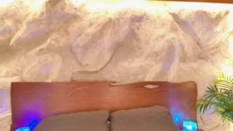 Snapshot of alisoon_moon chatting on 02/06/26, 11:41 Alison Moon online show from 02/06/26, 11:41