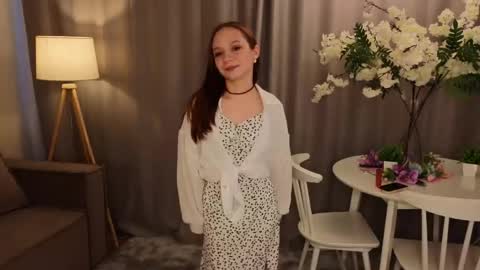 Kira online show from 05/15/26, 02:02