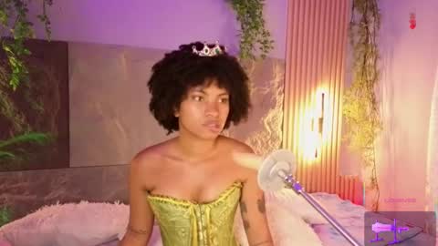 Mia online show from 01/08/26, 02:58