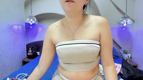 Snapshot of alissajoness chatting on 03/28/26, 11:43 Alissa online show from 03/28/26, 11:43