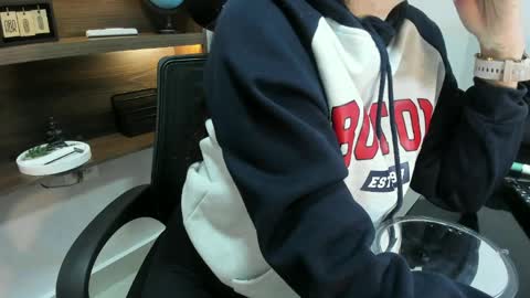 Snapshot of alissajoness chatting on 04/12/26, 11:48 Alissa online show from 04/12/26, 11:48