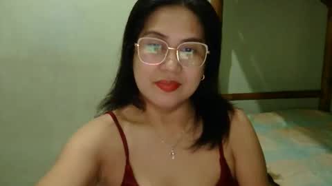 alissalove18 online show from 06/01/26, 10:55