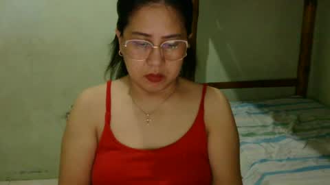 alissalove18 online show from 07/03/26, 11:05