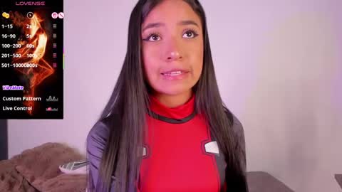 Snapshot of alissarose_1 chatting on 04/14/26, 01:44 alissarose_1 online show from 04/14/26, 01:44