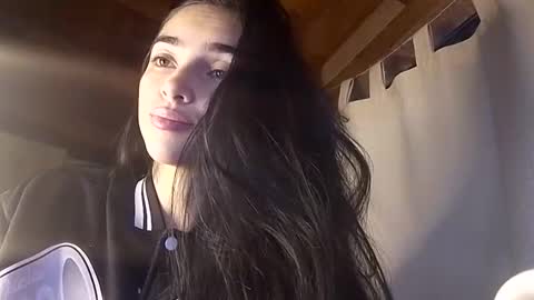 Snapshot of alisson369_ chatting on 01/28/25, 11:17 Alisson369 online show from 01/28/25, 11:17