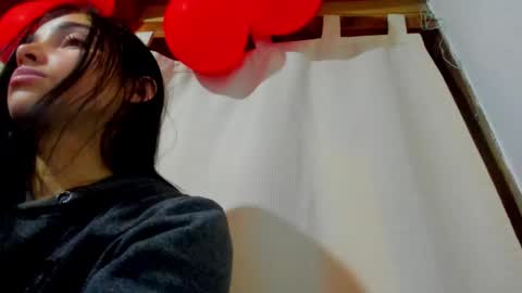 Snapshot of alisson369_ chatting on 02/16/25, 11:48 Alisson369 online show from 02/16/25, 11:48