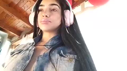 Snapshot of alisson369_ chatting on 02/17/25, 12:59 Alisson369 online show from 02/17/25, 12:59