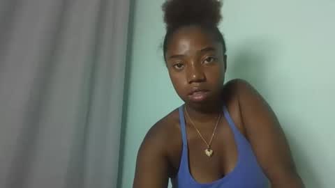 Snapshot of alisson416475 chatting on 03/04/26, 06:58 Angela online show from 03/04/26, 06:58