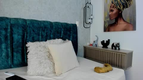 alisson_fox69 online show from 12/16/25, 01:43