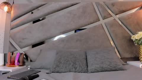 Alisson  online show from 04/12/26, 12:10