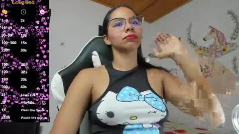 Snapshot of alisson_hoffman05 chatting on 05/05/26, 11:13 Alisson hoffman05 online show from 05/05/26, 11:13