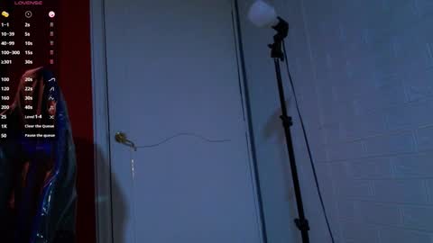 Alison Steeler online show from 01/12/26, 07:52