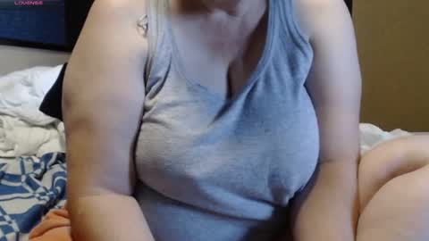 Snapshot of alissonnat chatting on 09/11/25, 08:58 Alissonnat online show from 09/11/25, 08:58