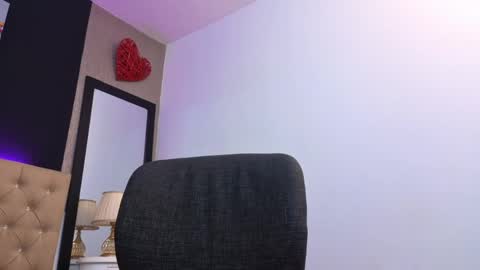 Snapshot of alissonrose3 chatting on 05/20/26, 10:27 alissonrose3 online show from 05/20/26, 10:27