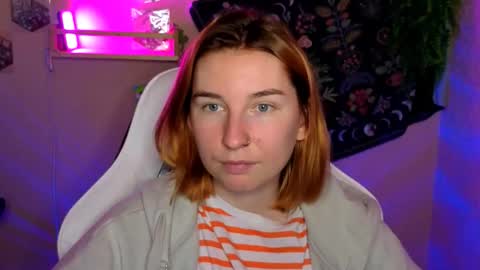 Snapshot of alisun_ chatting on 09/13/25, 04:29 A L I C E online show from 09/13/25, 04:29