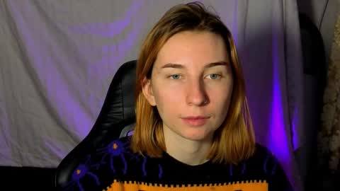 Snapshot of alisun_ chatting on 10/07/25, 04:59 A L I C E online show from 10/07/25, 04:59