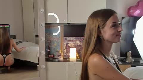 Snapshot of alitaangel_ chatting on 07/10/26, 06:10 A L I T A online show from 07/10/26, 06:10