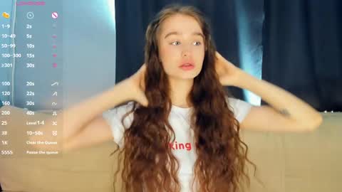 Alivia online show from 04/01/26, 08:15