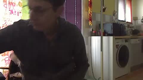 Snapshot of alix300 chatting on 12/06/24, 08:37 Sandwich online show from 12/06/24, 08:37