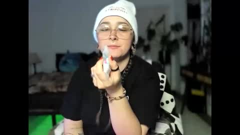 alix_valentine online show from 10/30/25, 03:08