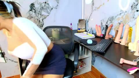 Alix online show from 04/11/26, 07:45