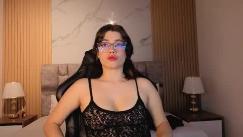 alkivamoon online show from 04/25/26, 07:11