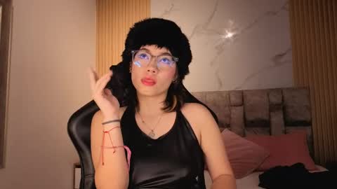 alkivamoon online show from 04/29/26, 07:20