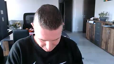 allan57000 online show from 01/07/26, 08:39