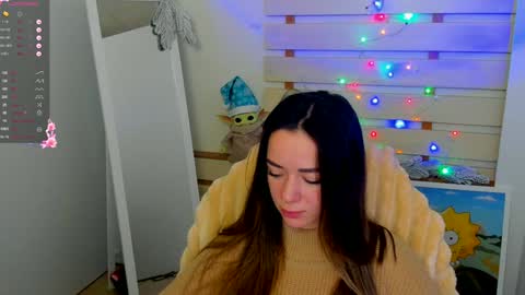 Snapshot of allana_dream chatting on 12/15/24, 01:43 Allana online show from 12/15/24, 01:43